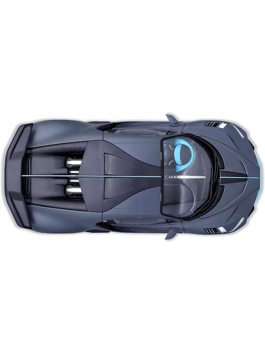 EXCLUSIVE Bburago Bugatti Divo (box damaged car mint condition)