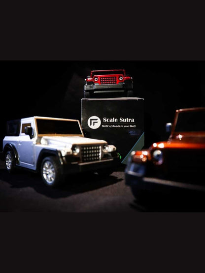 EXCLUSIVE Thar Scale 1:32 White