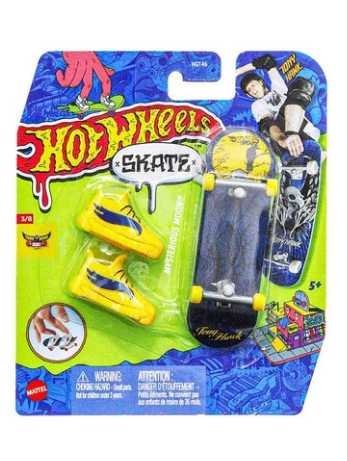 EXCLUSIVE Hotwheels Skates Mysterious Moon