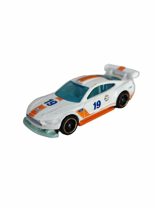 Hotwheels Custom 18 Ford Mustang GT