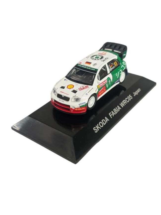 EXCLUSIVE Kyosho Skoda Fabia WRC05 Japan no 11