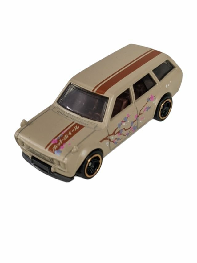 Hotwheels 71 dutsun 510