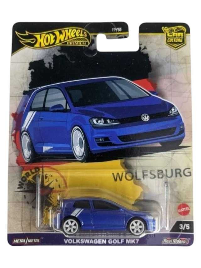 Hotwheels Volkswagen Golf MK7 (Blister Damage car mint condition) imported premium 1:64 scale