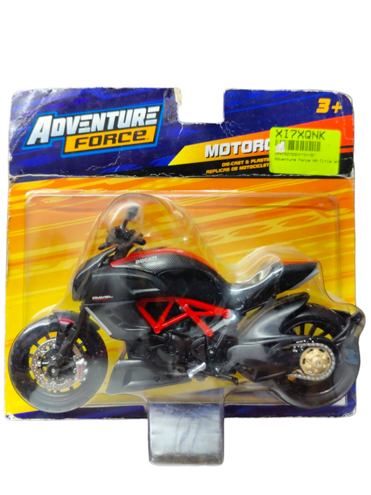 Ducati Diavel Carbon (1:18 Scale) Diecast Bike Model (Bike in Excellent Condition / Card Damage)