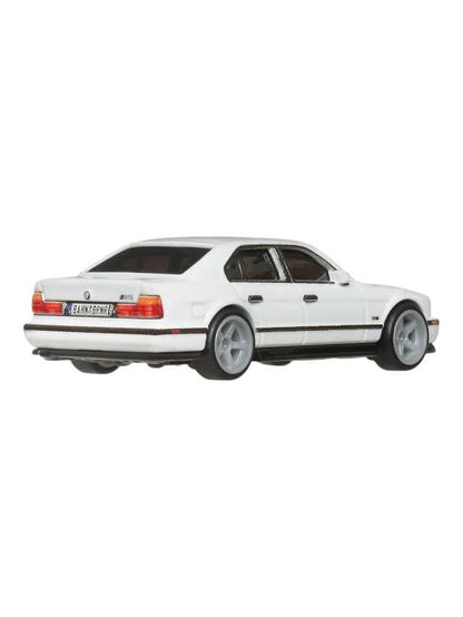 Hotwheels boulevard '91 bmw m5 imported premium 1:64 Scale