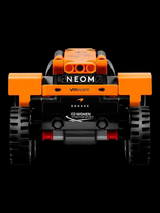 LEGO Technic 42166 neom McLaren extreme pull back