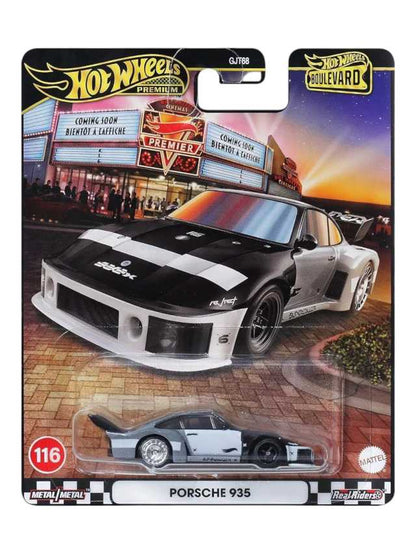 Hotwheels boulevard Porsche 935 imported premium 1:64 Scale