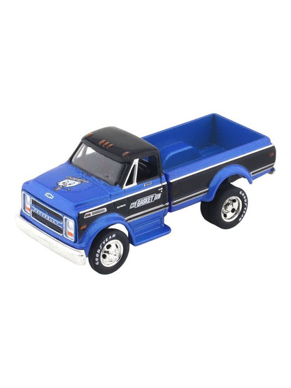 M2 Machines MR.GASKET CO. 1970 Chevrolet C60 Truck 1:64 Scale