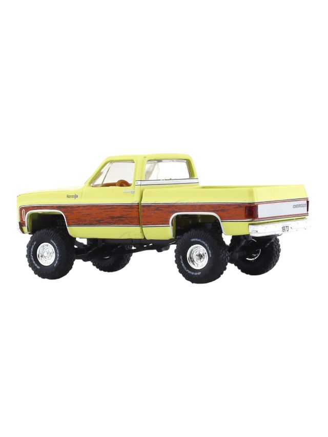 M2 Machines 1973 Chevrolet Cheyenne Super 20 4X4 1:64 Scale