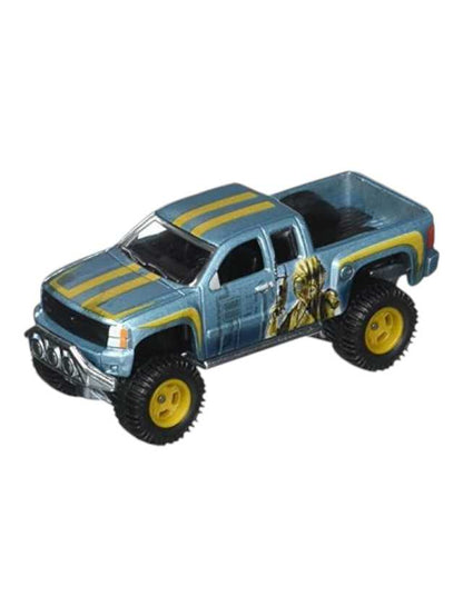 Hotwheels star wars Chevy silverado off road imported premium 1:64 Scale