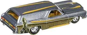 HOTWHEELS STAR WARS Bounty Hunter Series '70 Chevelle Delivery Imported Collection 1:64 Scale